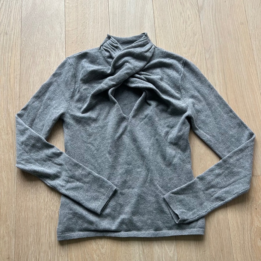 Abercrombie & Fitch Sweater Top S Gray Twist Front Keyhole Mock Neck Minimalist